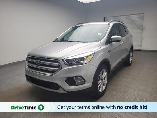 Ingot Silver Metallic 2017 Ford Escape SE