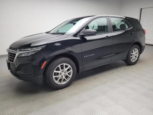 Mosaic Black Metallic 2024 Chevrolet Equinox LS