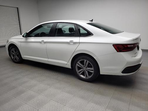 Oryx White Pearl 2022 Volkswagen Jetta 1.5T SE