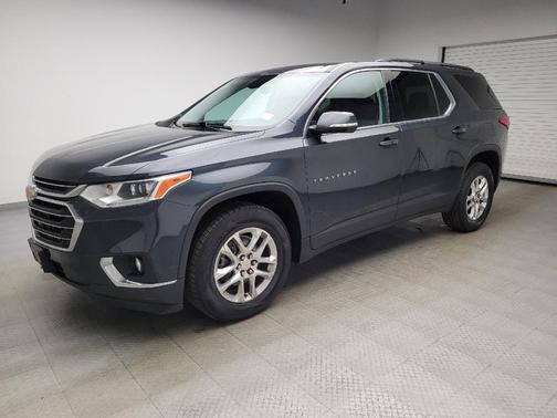 Gray 2020 Chevrolet Traverse LT Cloth