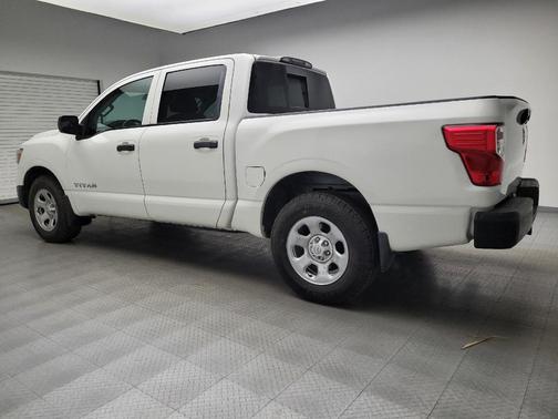 2018 Nissan Titan SV