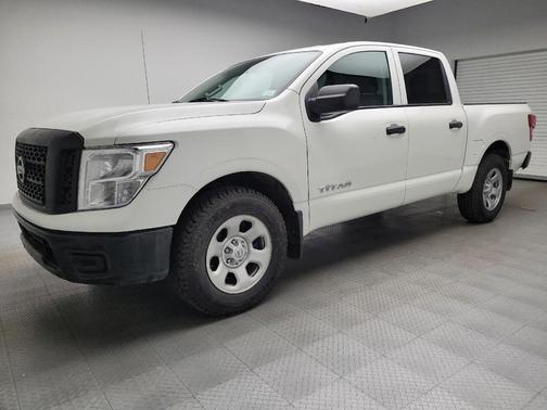 2018 Nissan Titan SV