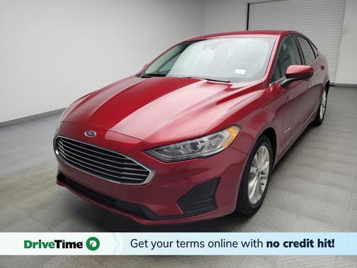 Red 2019 Ford Fusion Hybrid SE