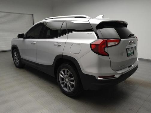 Quicksilver Metallic 2022 GMC Terrain SLT