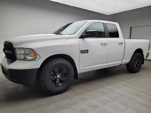2018 RAM 1500 SLT