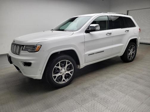 Bright White Clearcoat 2021 Jeep Grand Cherokee Overland