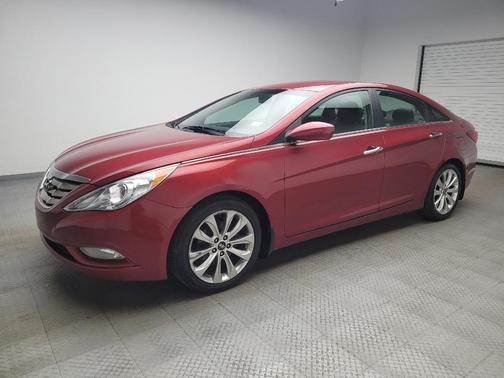2013 Hyundai SONATA SE
