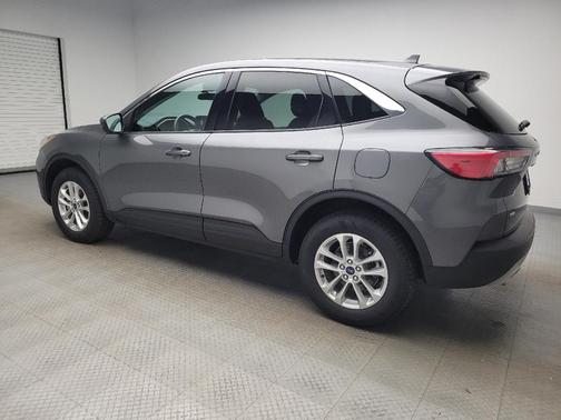 Carbonized Gray Metallic 2021 Ford Escape SE