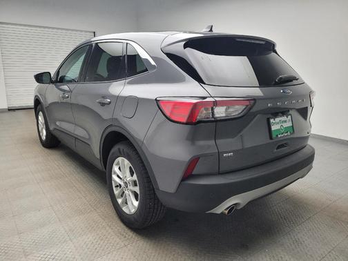 Carbonized Gray Metallic 2021 Ford Escape SE