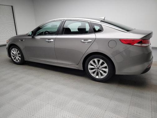 Titanium Silver 2018 Kia Optima LX