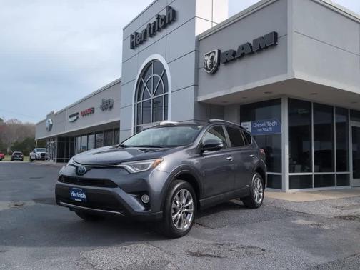 2017 Toyota RAV4 Hybrid SE