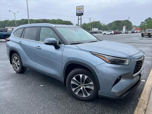 2024 Toyota Highlander Hybrid XLE