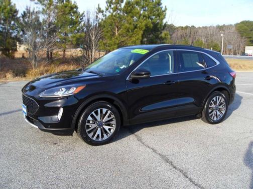 2020 Ford Escape Titanium