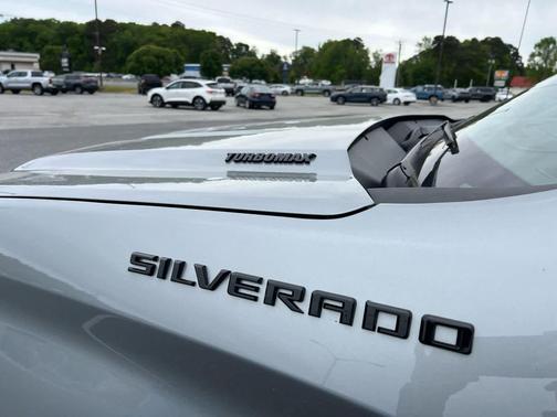 Sterling Gray 2025 Chevrolet Silverado 1500 Custom