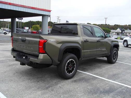 2025 Toyota Tacoma TRD Off Road