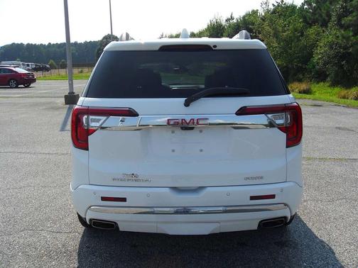 Summit White 2023 GMC Acadia Denali