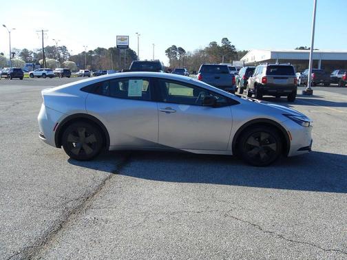 2024 Toyota Prius LE