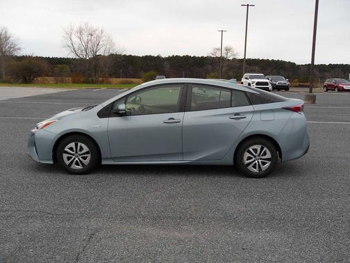 2016 Toyota Prius Two Eco