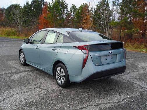 2016 Toyota Prius Two Eco