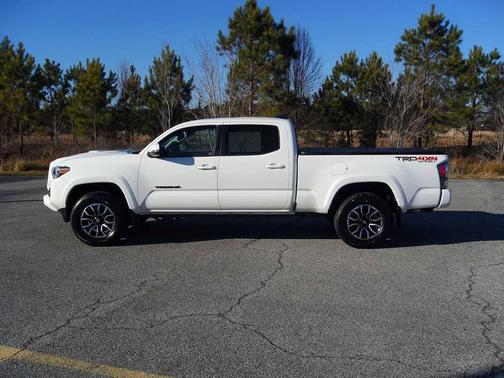 2021 Toyota Tacoma TRD Sport