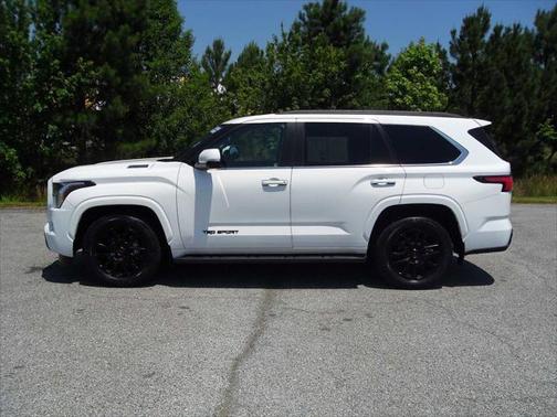 2024 Toyota Sequoia SR5