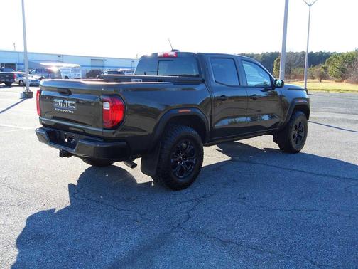 2024 GMC Canyon Elevation