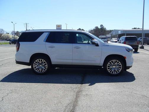 2023 Chevrolet Tahoe 4WD High Country