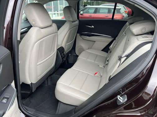 2021 Cadillac XT4 Luxury