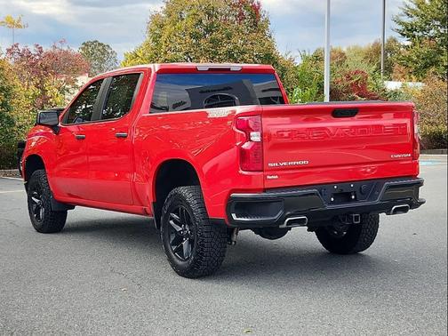 2024 Chevrolet Silverado 1500 Custom Trail Boss