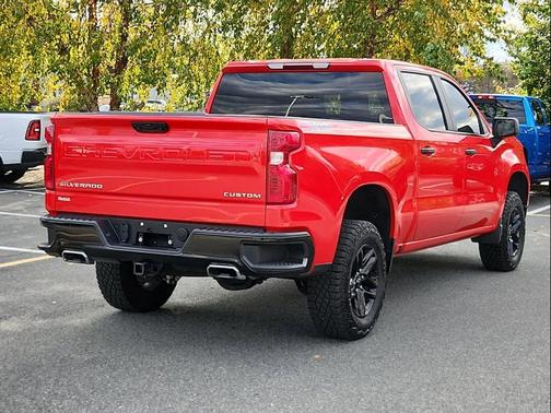 2024 Chevrolet Silverado 1500 Custom Trail Boss