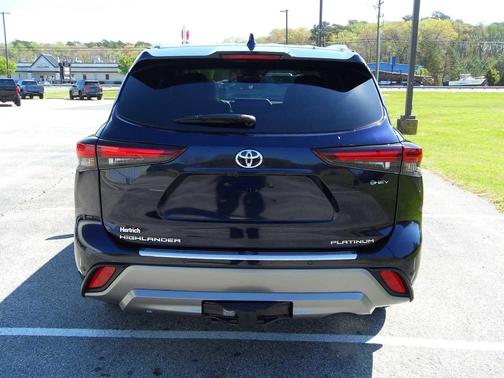 Blueprint 2026 Toyota Highlander Hybrid Platinum