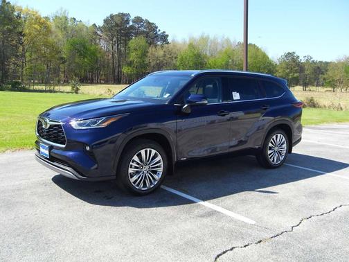 Blueprint 2026 Toyota Highlander Hybrid Platinum