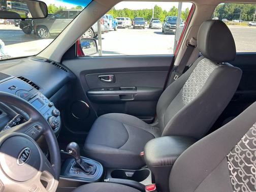 2011 Kia Soul +