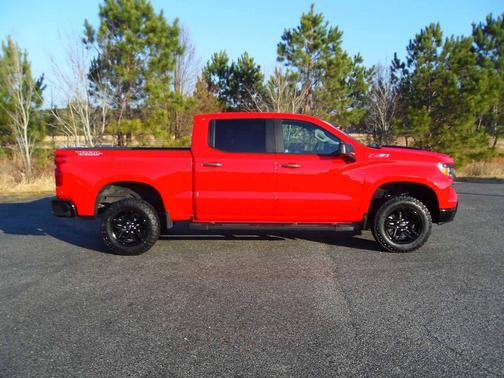 2023 Chevrolet Silverado 1500 Custom Trail Boss