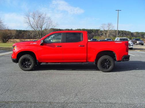 2023 Chevrolet Silverado 1500 Custom Trail Boss