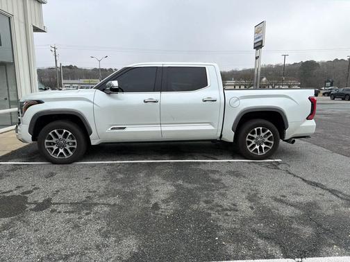 2024 Toyota Tundra Hybrid 1794 Edition