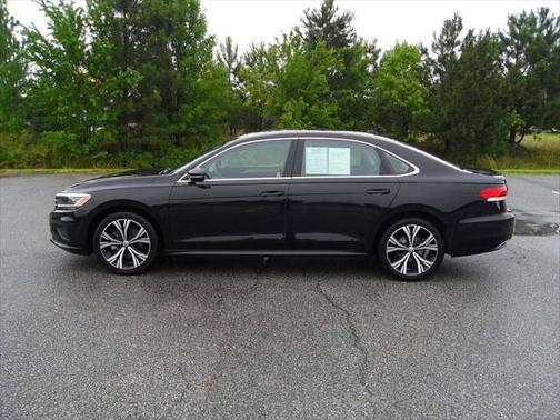 2021 Volkswagen Passat 2.0T SE