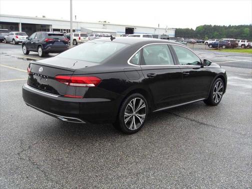 2021 Volkswagen Passat 2.0T SE