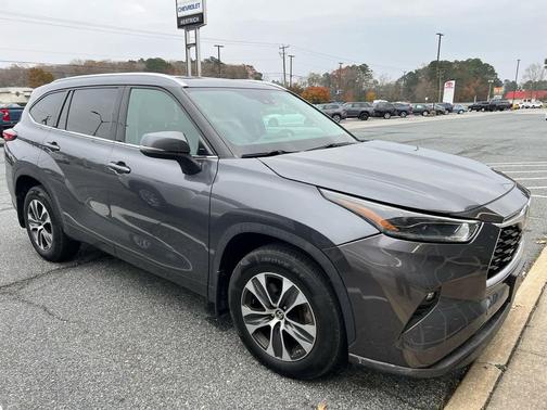2021 Toyota Highlander XLE