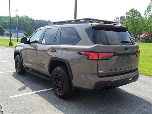 2025 Toyota Sequoia Base