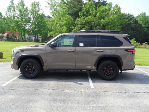 2025 Toyota Sequoia Base