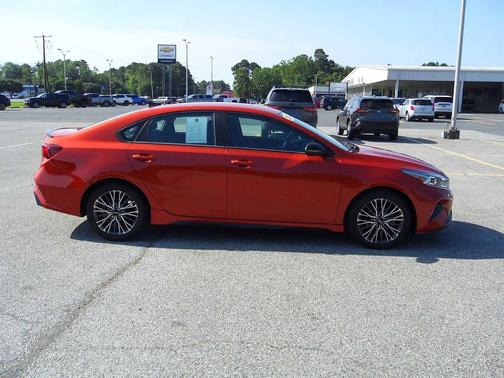 2022 Kia Forte GT-Line