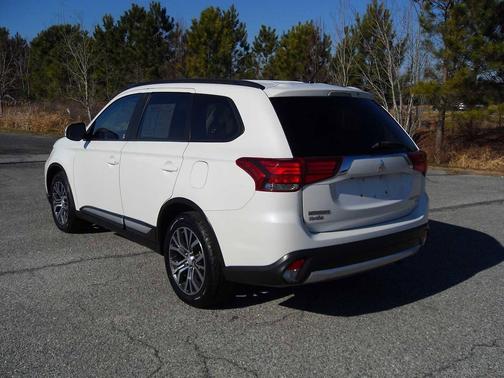 2016 Mitsubishi Outlander SEL