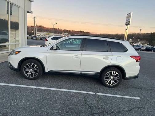 2016 Mitsubishi Outlander SEL