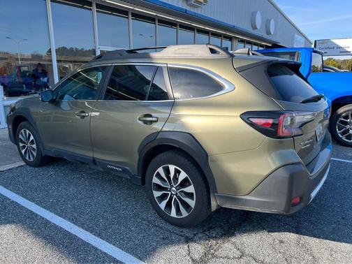 2023 Subaru Outback Limited XT