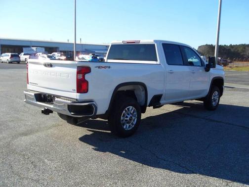 2026 Chevrolet Silverado 2500 LT