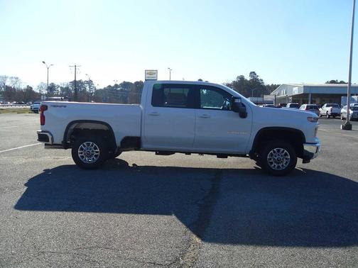 2026 Chevrolet Silverado 2500 LT