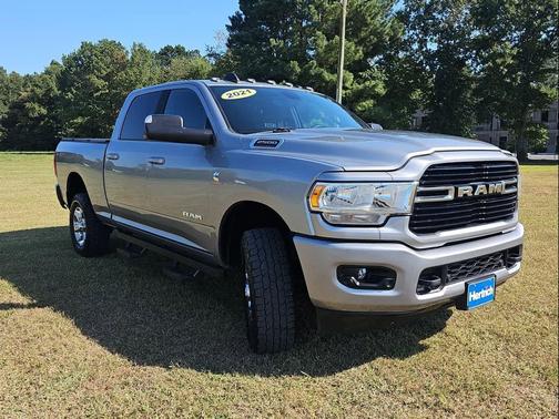 2021 RAM 2500 Big Horn Crew Cab 4x4 6'4' Box