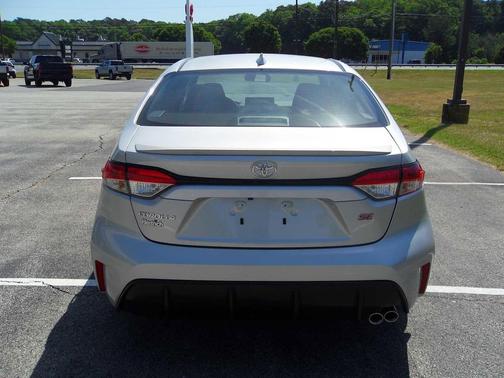 Classic Silver Metallic 2026 Toyota Corolla SE
