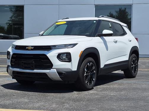 Summit White 2023 Chevrolet Trailblazer LT